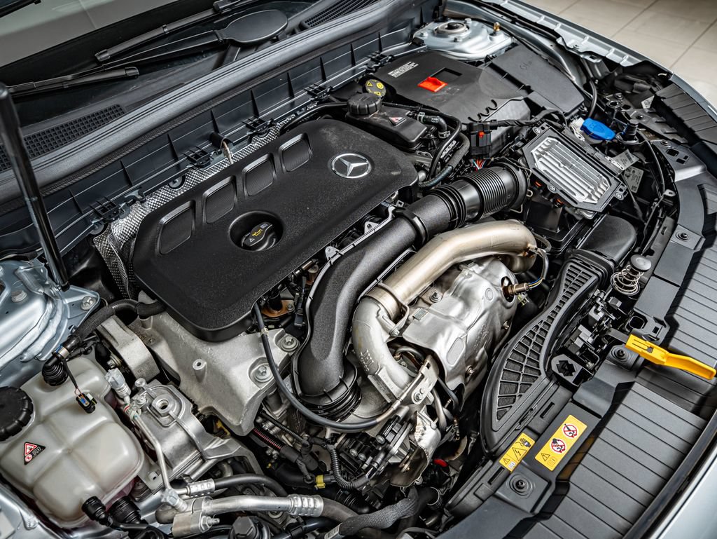 Certified 2026 Mercedes-Benz GLB 250 4MATIC image 42