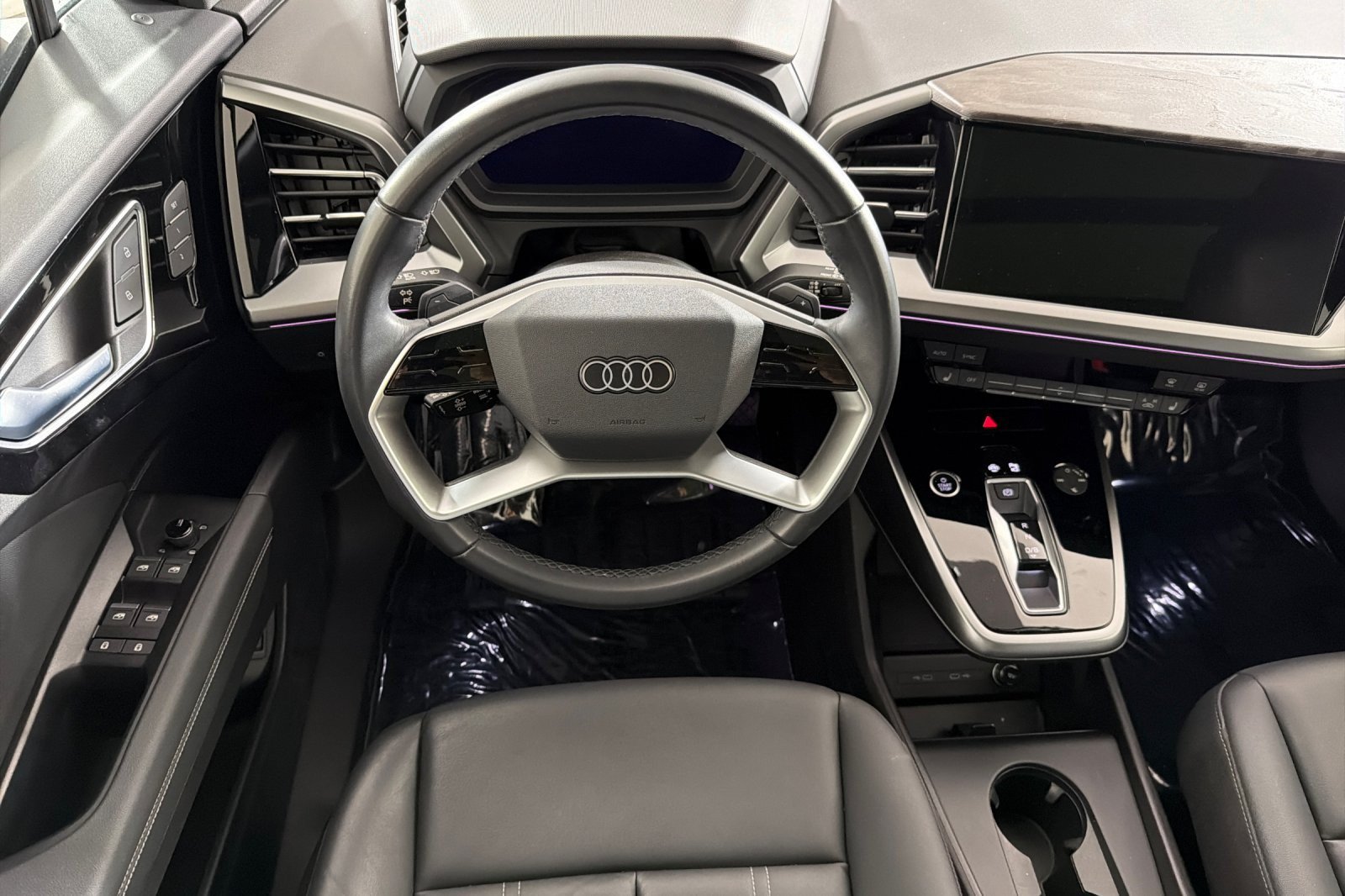 Certified 2023 Audi Q4 e-tron Premium Plus w/ Premium Plus AWD/4WD image 13