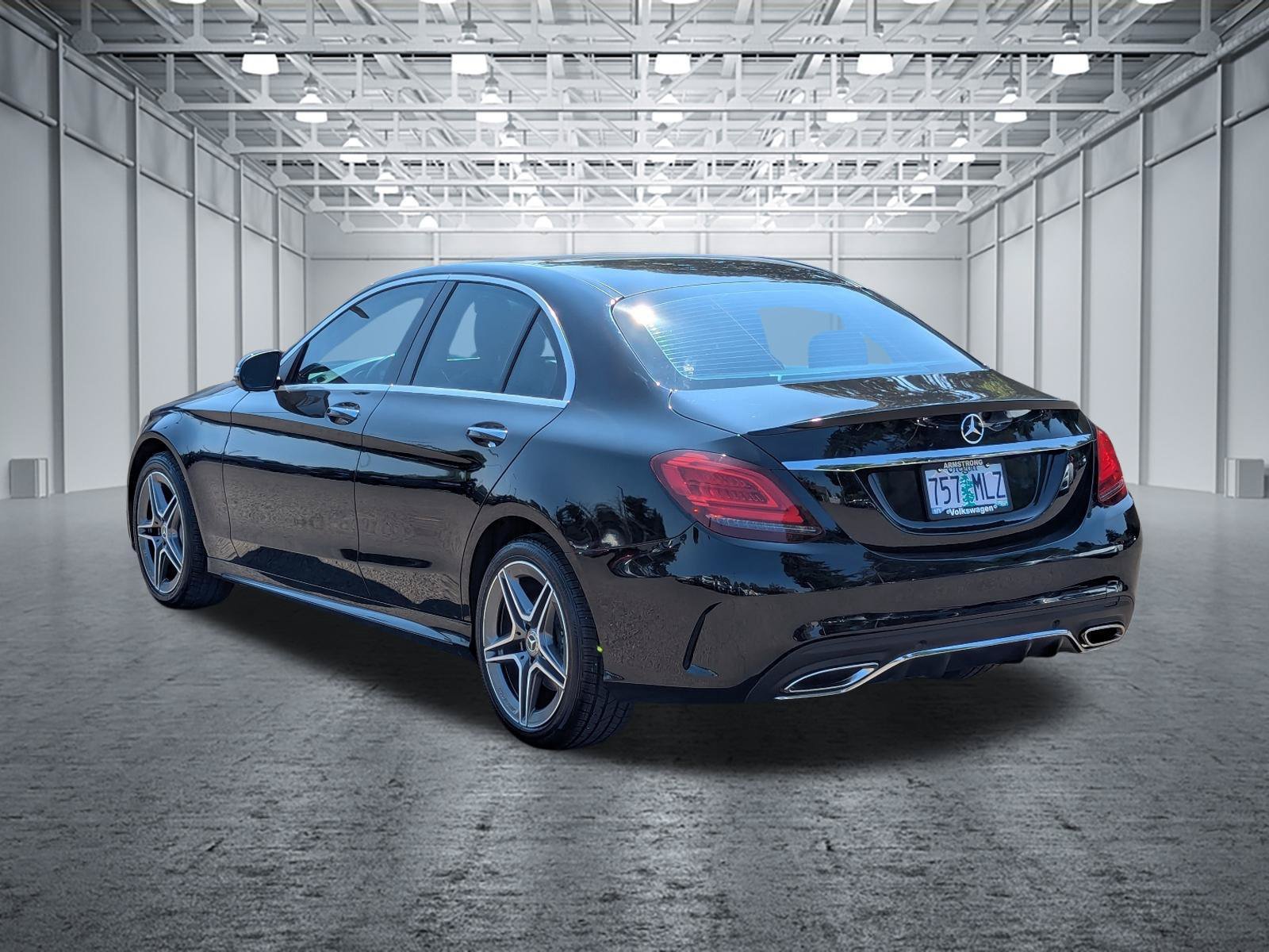 Used 2020 Mercedes-Benz C 300 4MATIC Sedan image 3