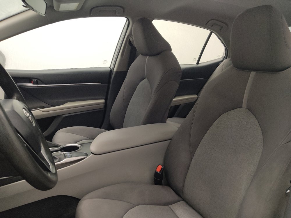 Used 2023 Toyota Camry LE FWD image 17