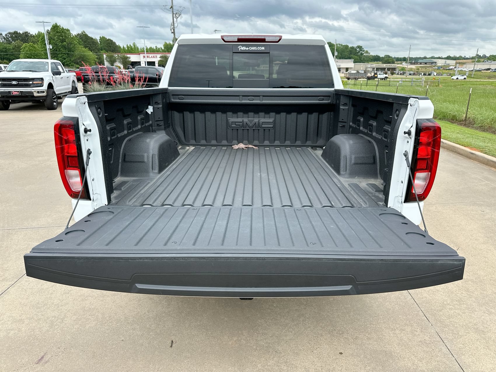 Used 2024 GMC Sierra 1500 Elevation w/ Preferred Package AWD/4WD image 22