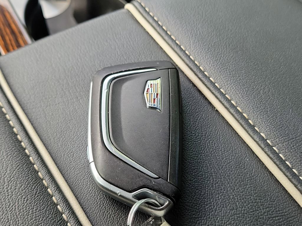 Used 2022 Cadillac Escalade Luxury image 38