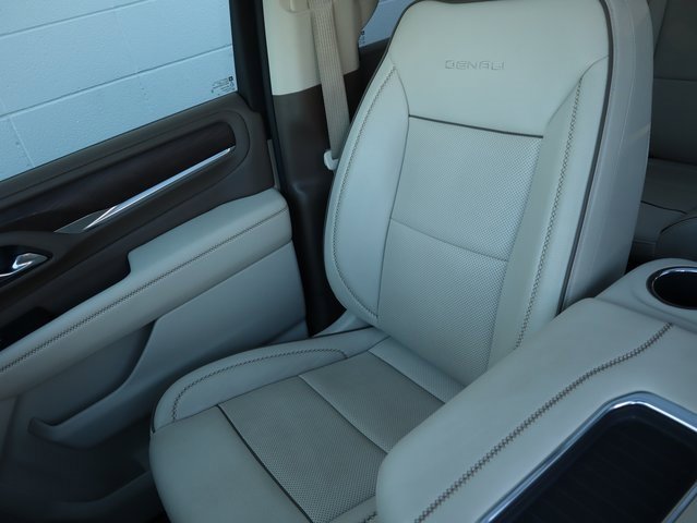 Certified 2023 GMC Yukon Denali w/ Max Trailering Package image 31