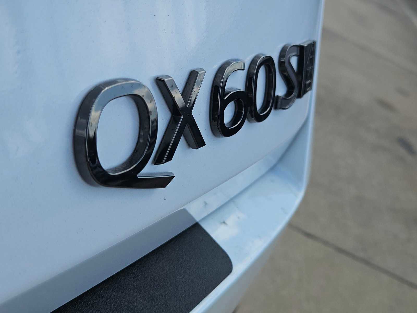 New 2026 INFINITI QX60 Luxe w/ Dark Cargo Package image 13