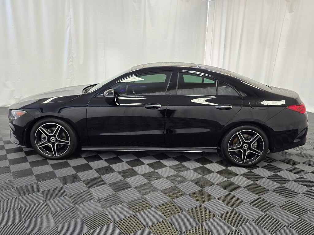Used 2022 Mercedes-Benz CLA 250 4MATIC image 2