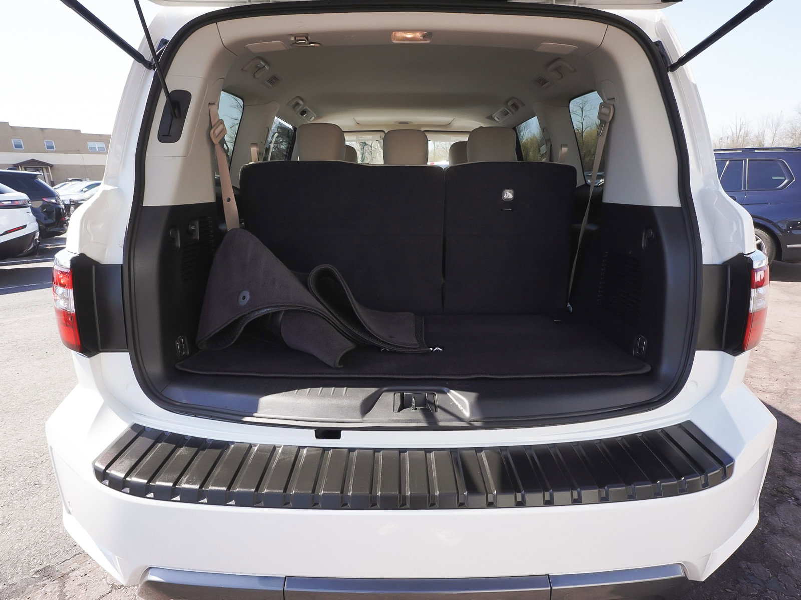 Used 2024 Nissan Armada SL w/ Cargo Package image 53