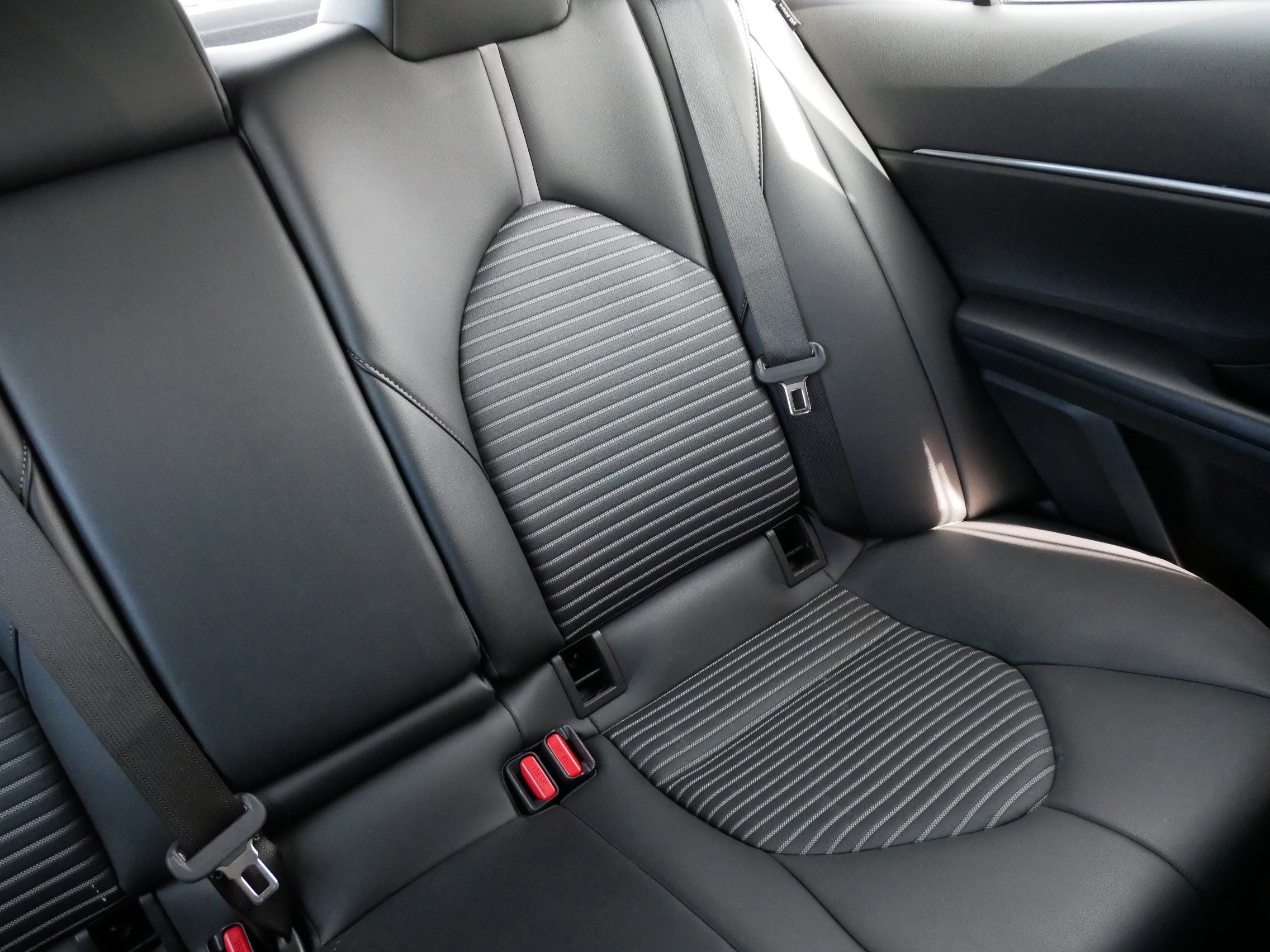Certified 2024 Toyota Camry SE FWD image 14