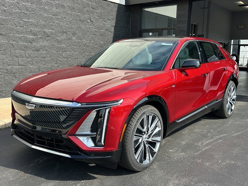 New 2025 Cadillac Lyriq Luxury image 6