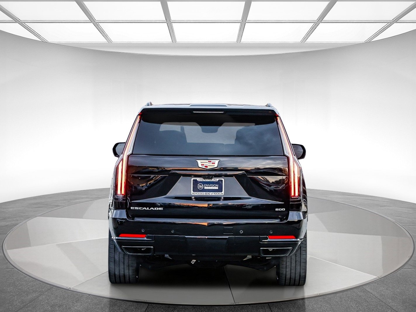 Used 2025 Cadillac Escalade Sport Platinum image 3