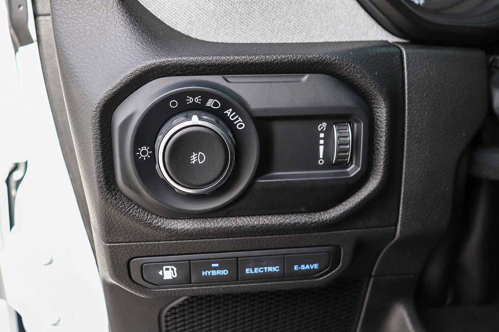 Used 2024 Jeep Wrangler Sport S image 24