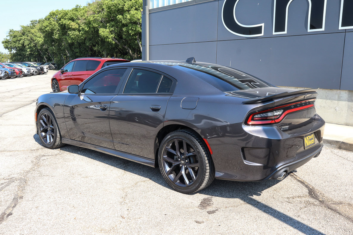 Used 2022 Dodge Charger GT w/ Blacktop Package RWD image 6