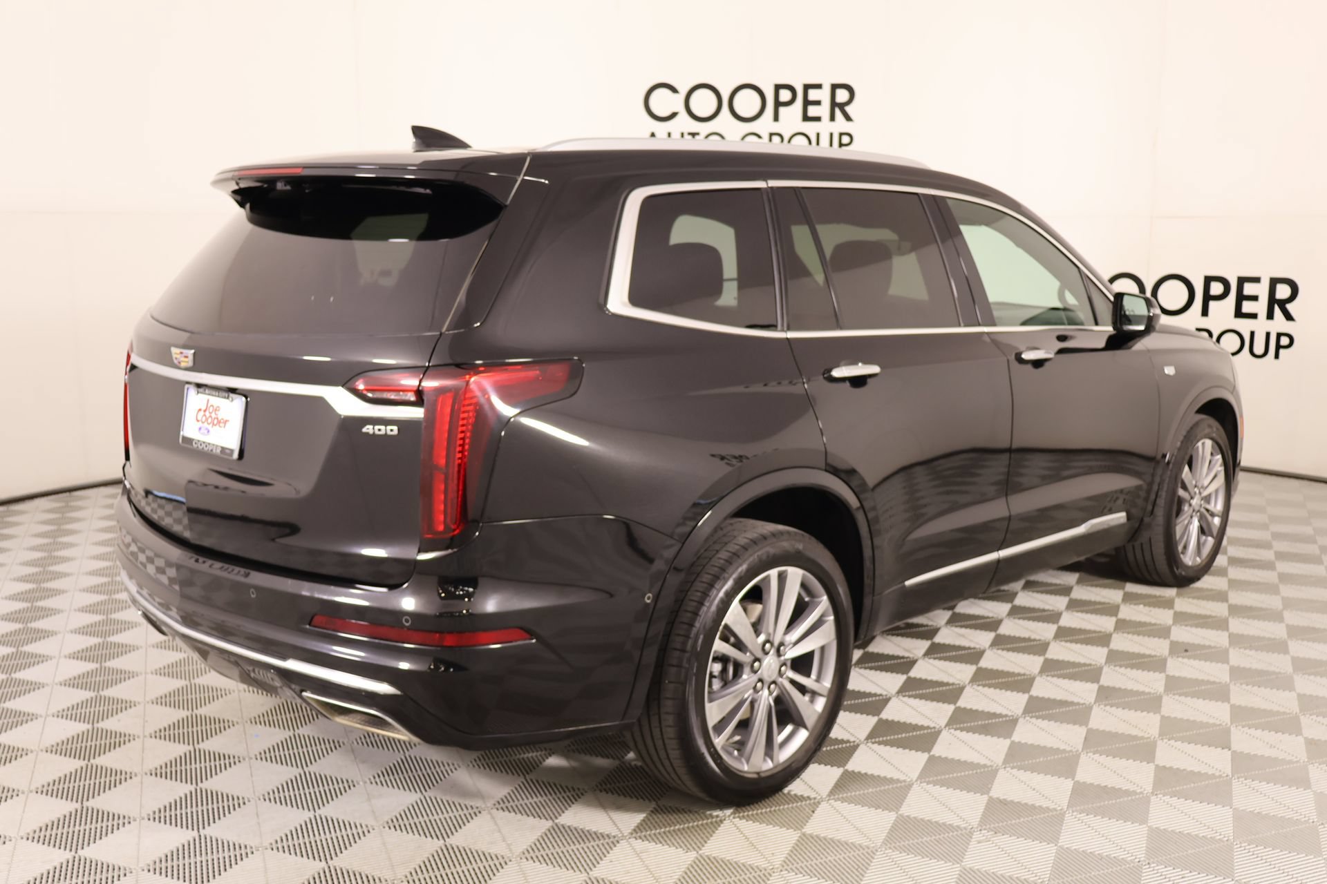 Used 2023 Cadillac XT6 Premium Luxury w/ Technology Package AWD/4WD image 22