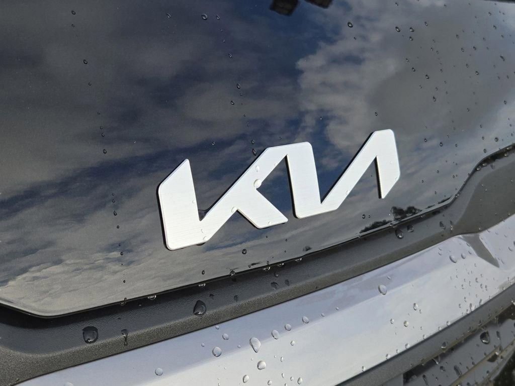 New 2026 Kia Sportage LX image 9