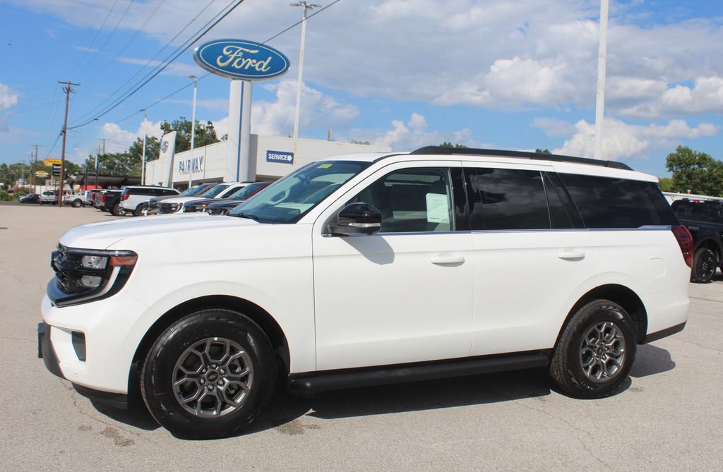 New 2027 Ford Expedition Active AWD/4WD image 3