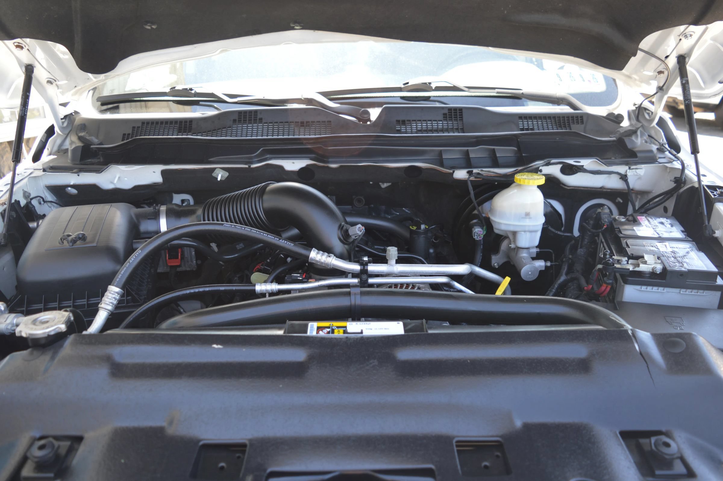 Used 2020 RAM 1500 Classic SLT RWD image 30
