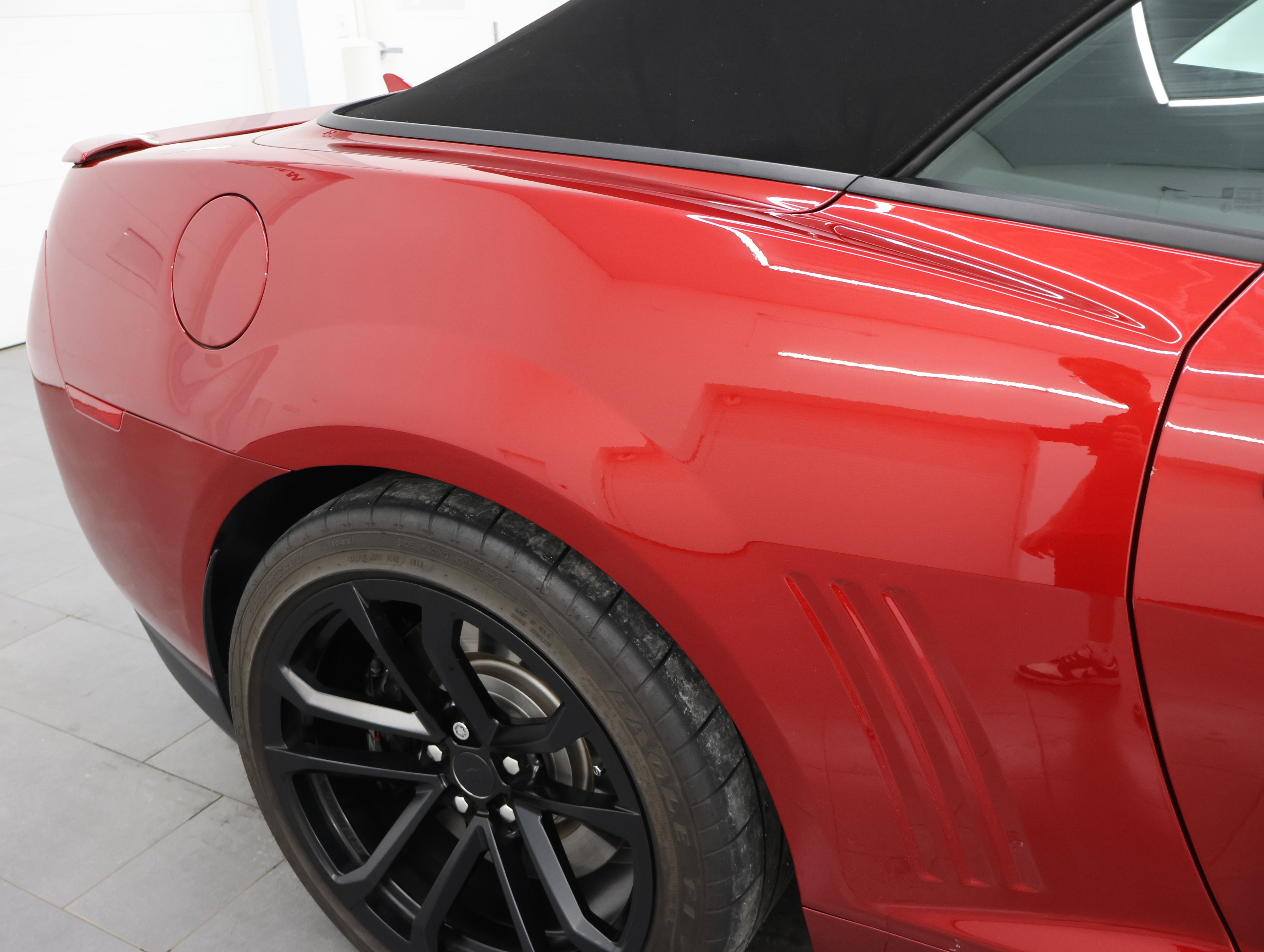Used 2013 Chevrolet Camaro ZL1 RWD image 25