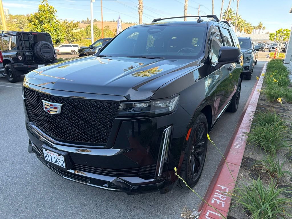 Used 2021 Cadillac Escalade Sport w/ Driver Assist Tech Package AWD/4WD image 2