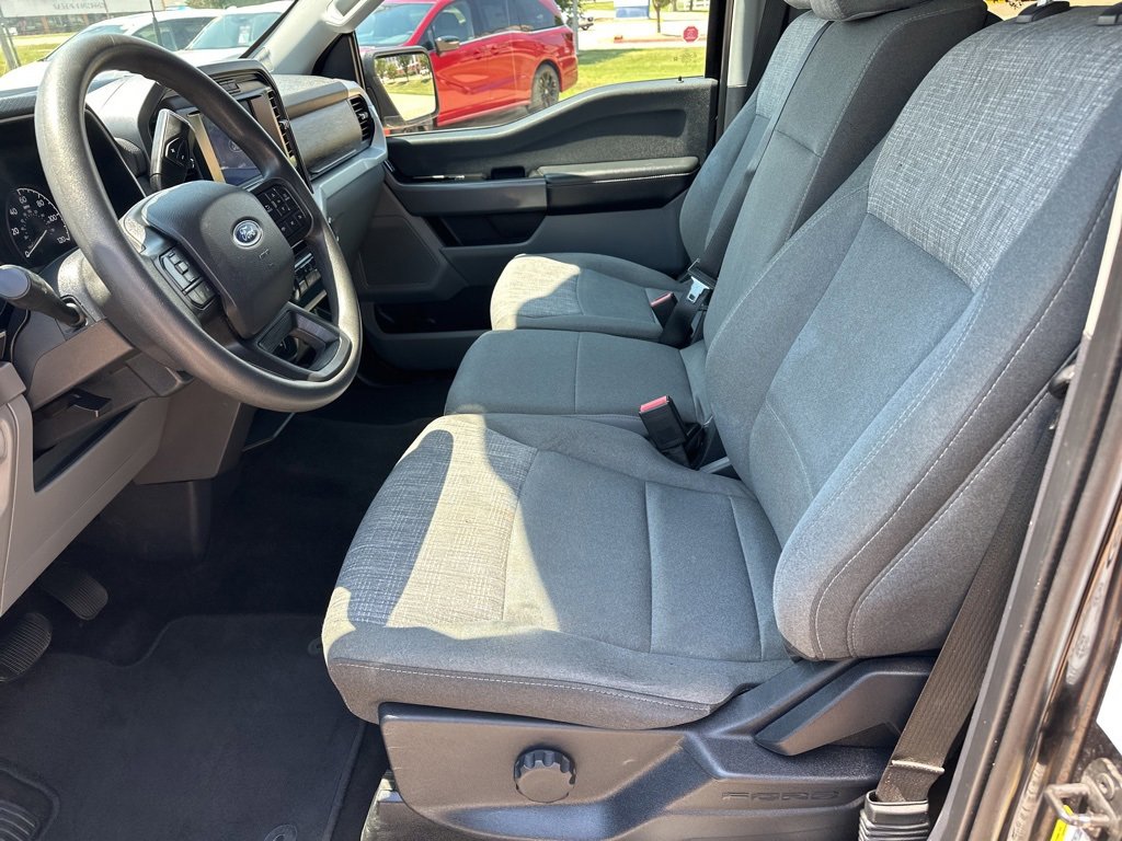 Used 2022 Ford F150 XLT w/ Trailer Tow Package image 7