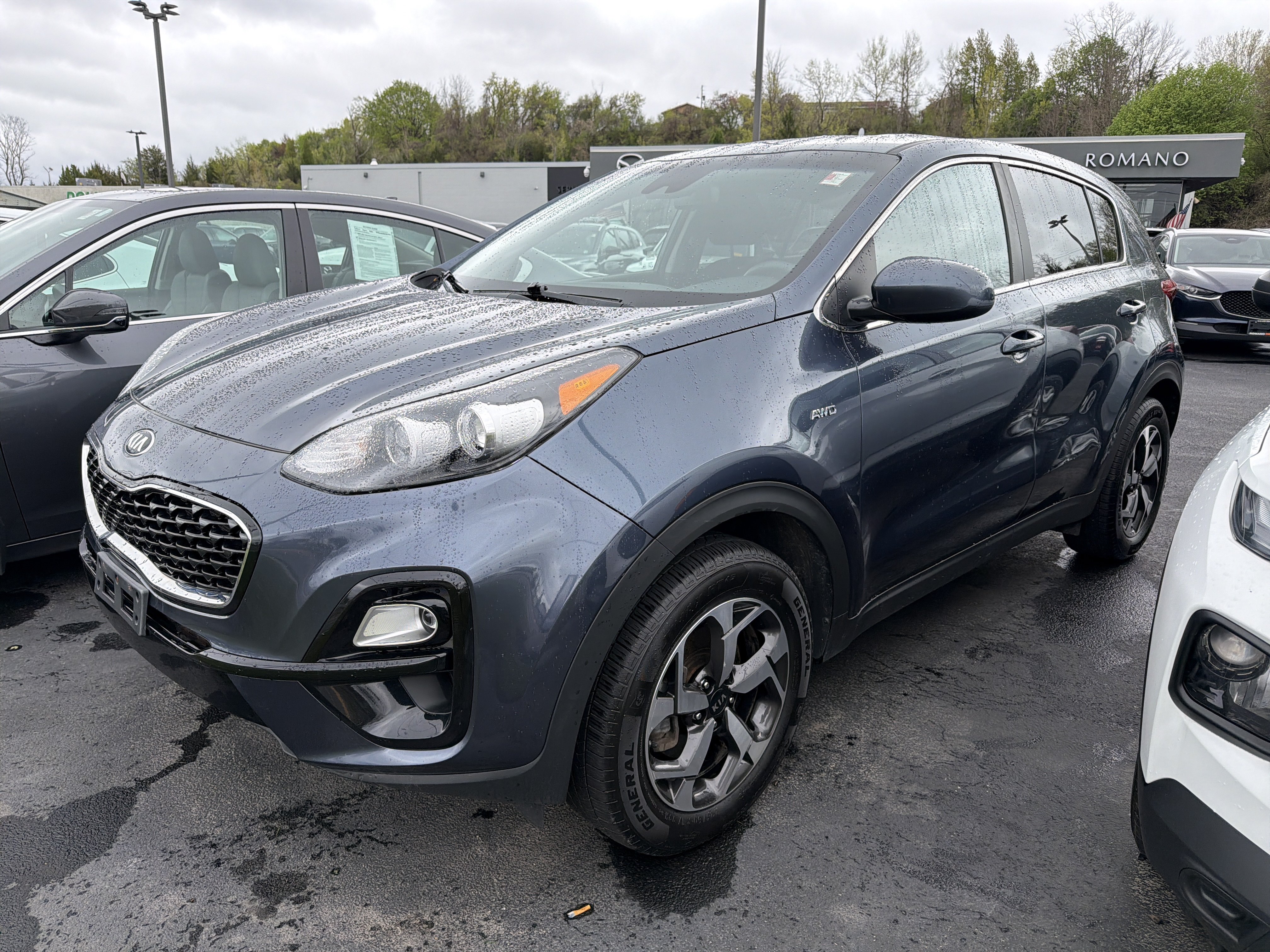 Used 2020 Kia Sportage LX AWD/4WD image 4