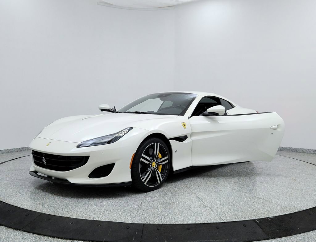Used 2020 Ferrari Portofino Base image 9