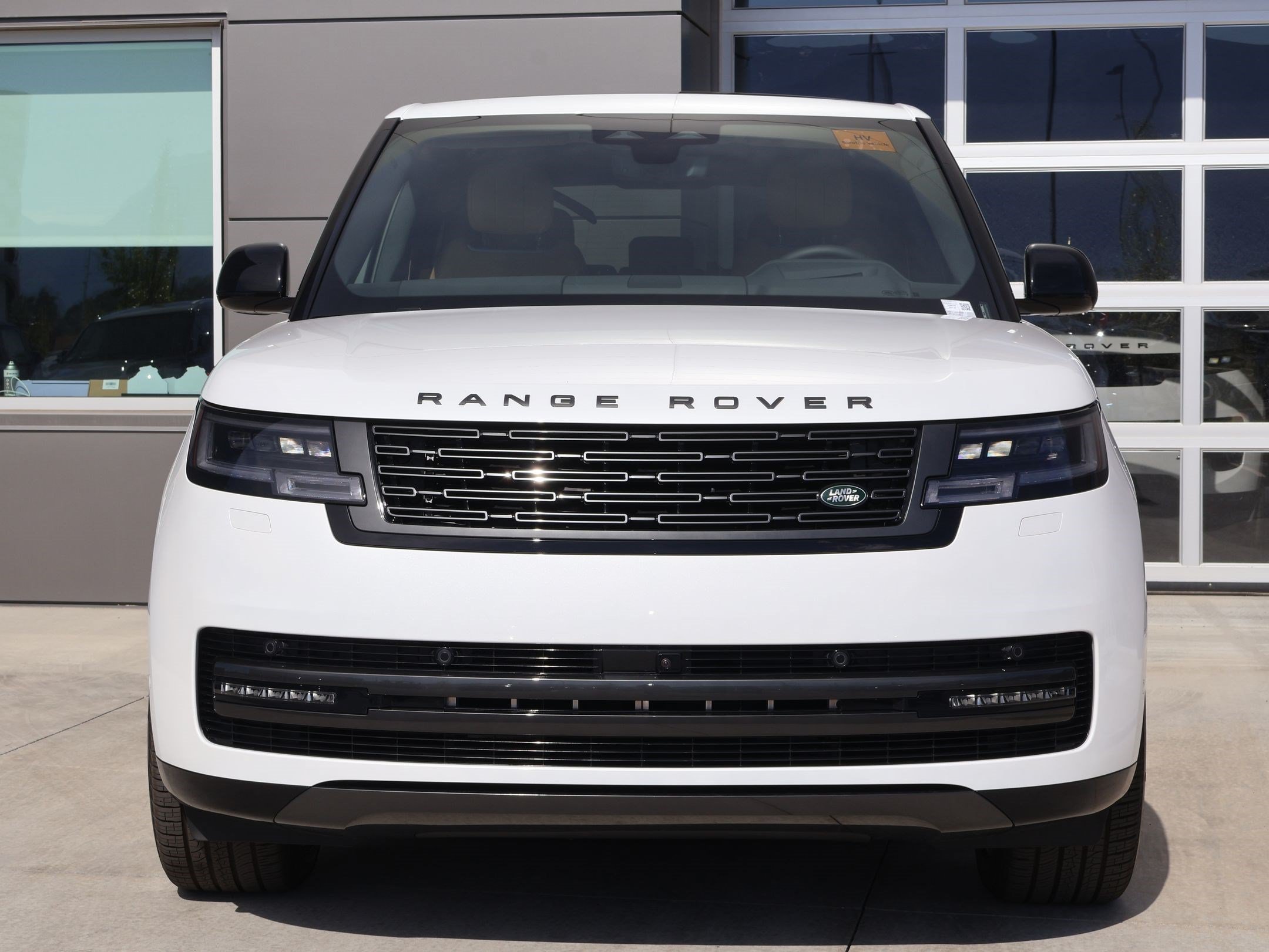 New 2026 Land Rover Range Rover SE AWD/4WD image 2