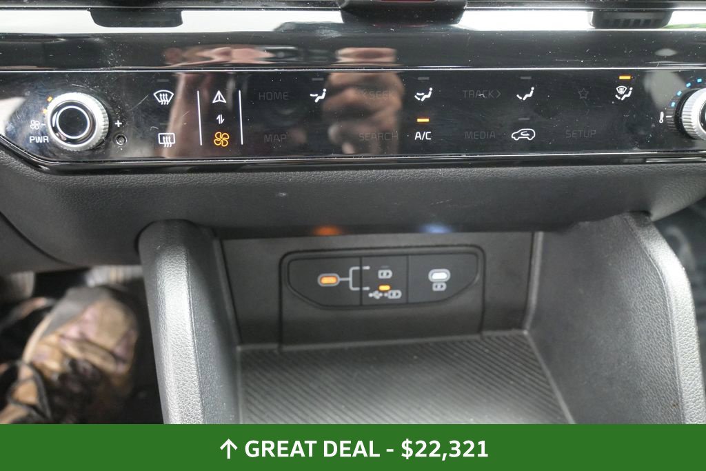 Used 2026 Kia Sportage LX FWD image 33