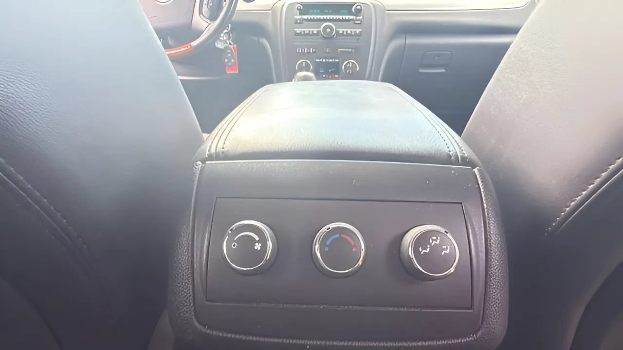 Used 2011 Buick Enclave CXL AWD/4WD image 11