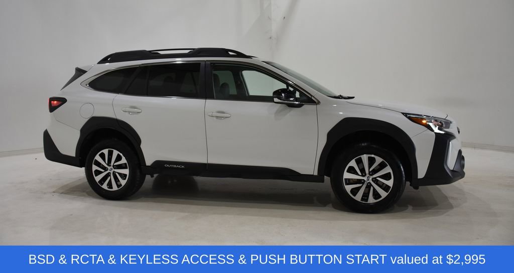 Used 2025 Subaru Outback Premium AWD/4WD image 3