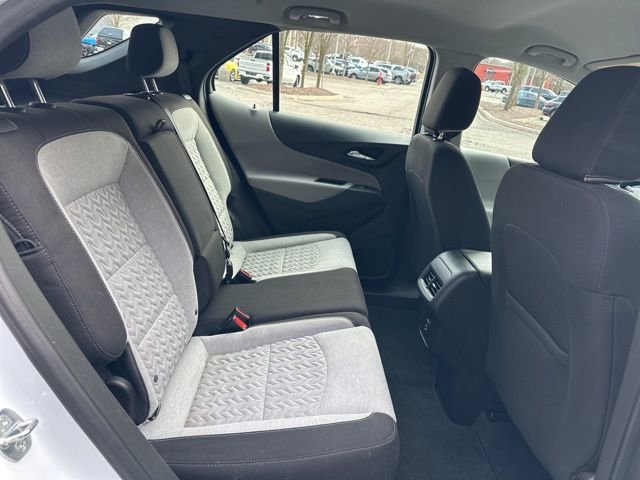 Used 2023 Chevrolet Equinox LS image 27