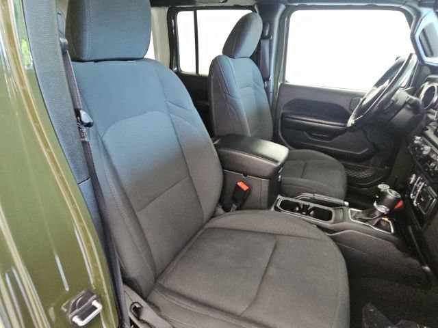 Used 2021 Jeep Wrangler Unlimited Sport AWD/4WD image 33