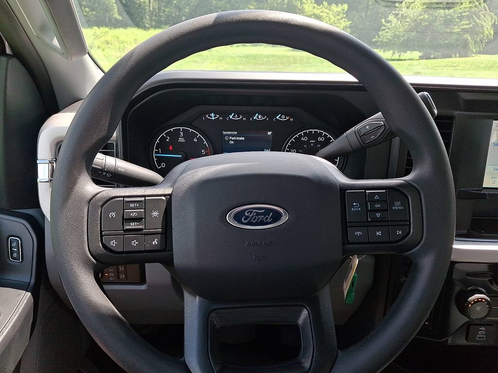 New 2026 Ford F550 4x4 Regular Cab Super Duty image 12