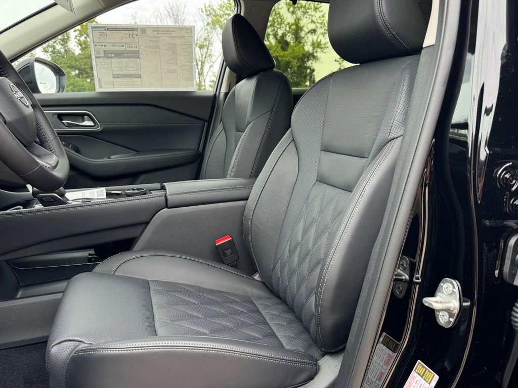 New 2026 Nissan Rogue Platinum w/ Platinum Premium Package image 16