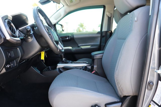 Used 2021 Toyota Tacoma SR5 RWD image 10