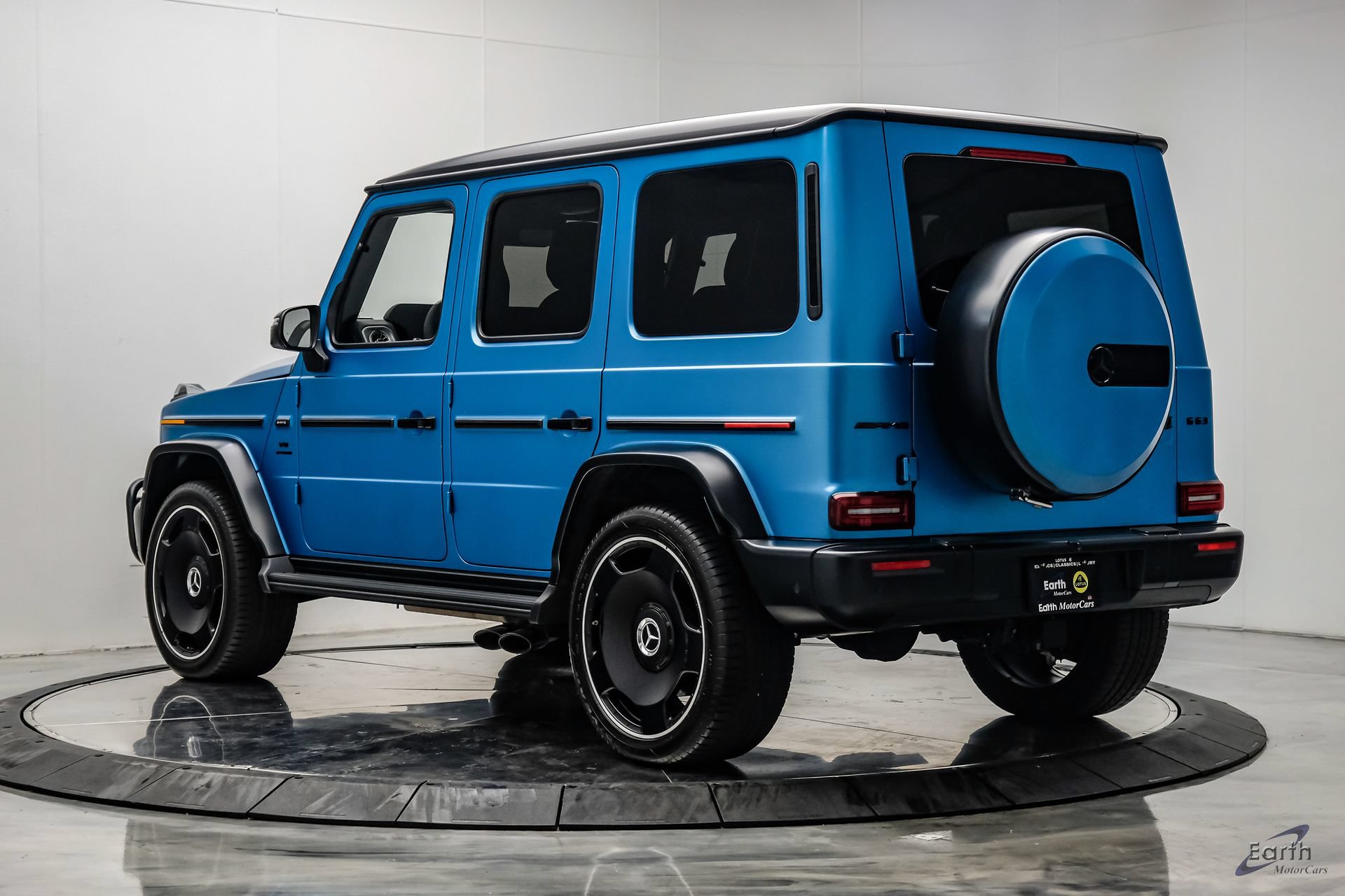 Used 2025 Mercedes-Benz G 63 AMG 4MATIC w/ Night Package Magno image 9