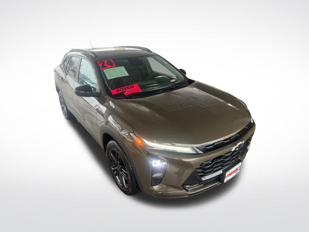 Used 2024 Chevrolet Trax ACTIV w/ Sunroof Package FWD image 38