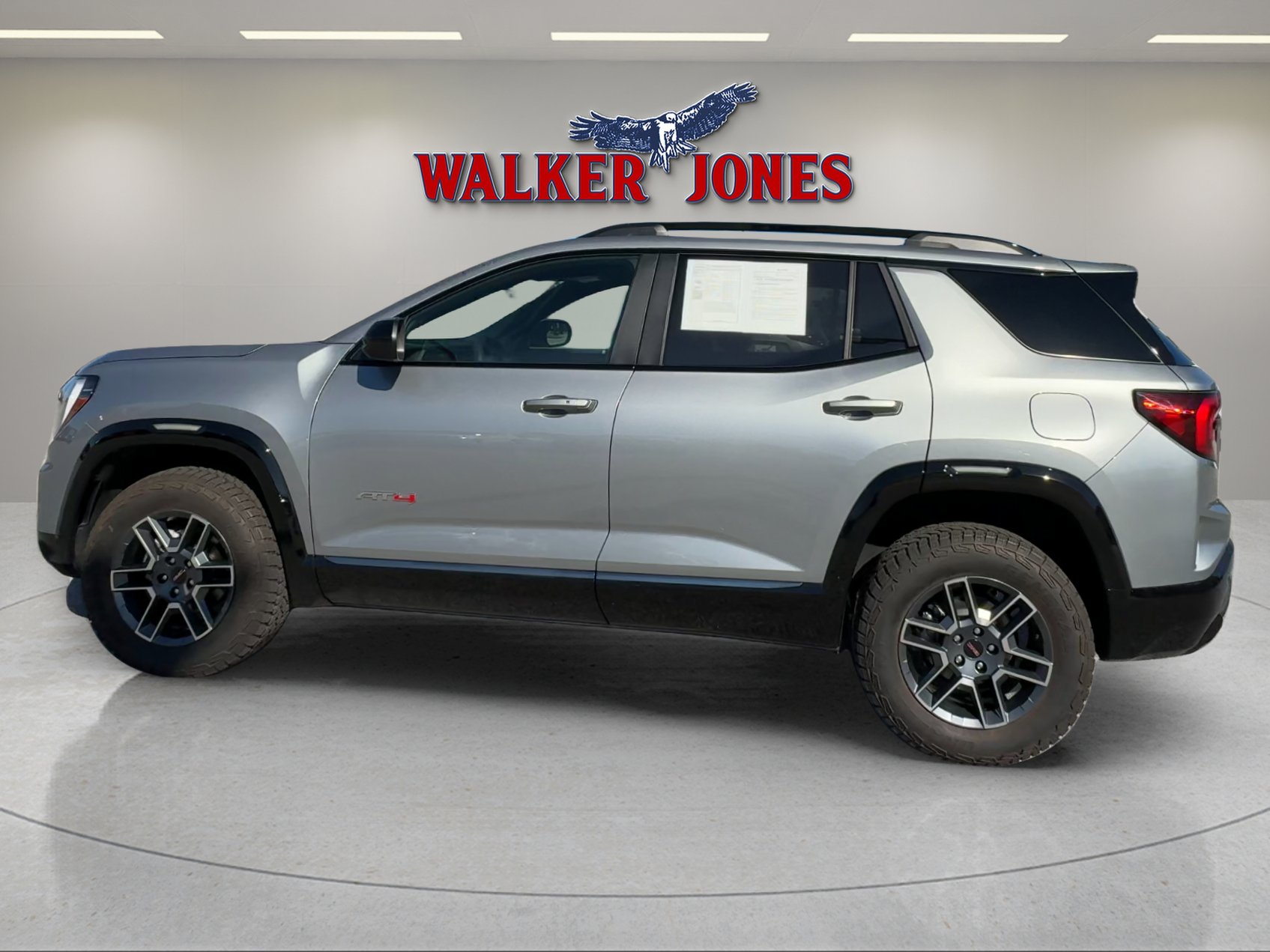 Used 2026 GMC Terrain AT4 image 6