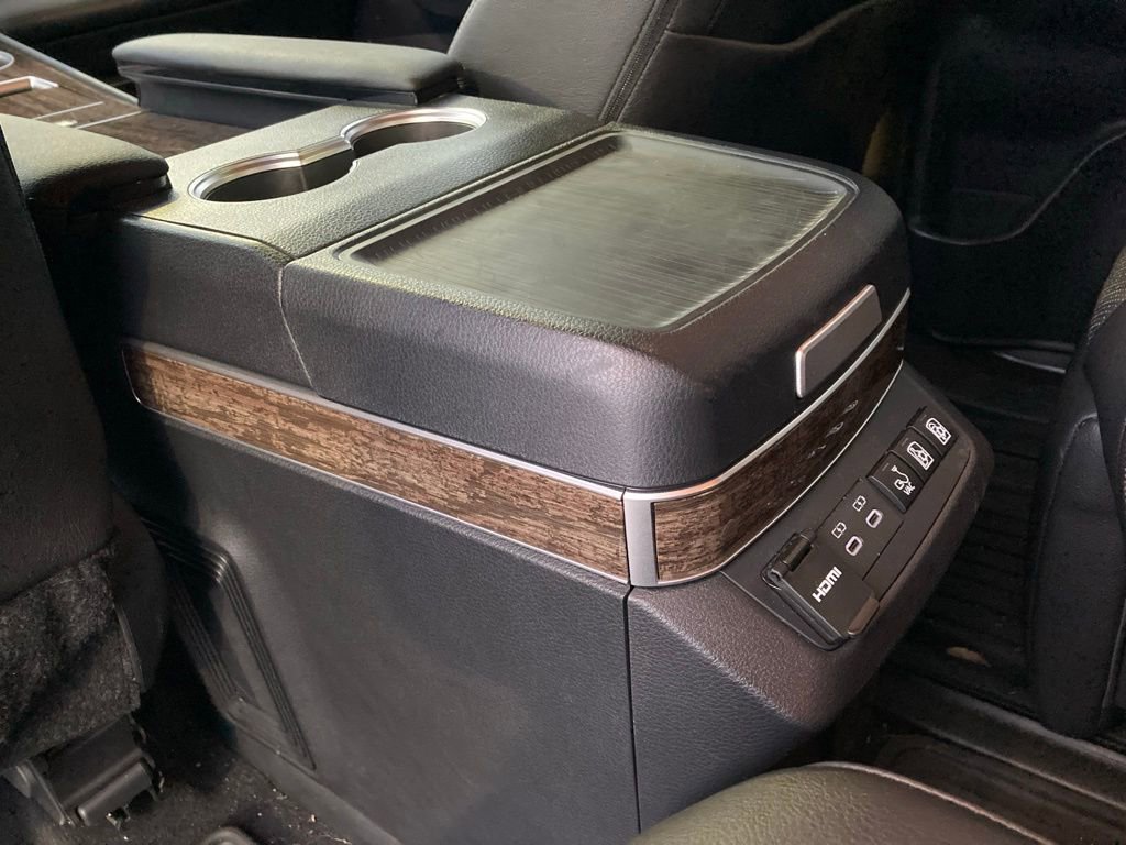 Used 2025 Toyota Sienna Platinum image 14