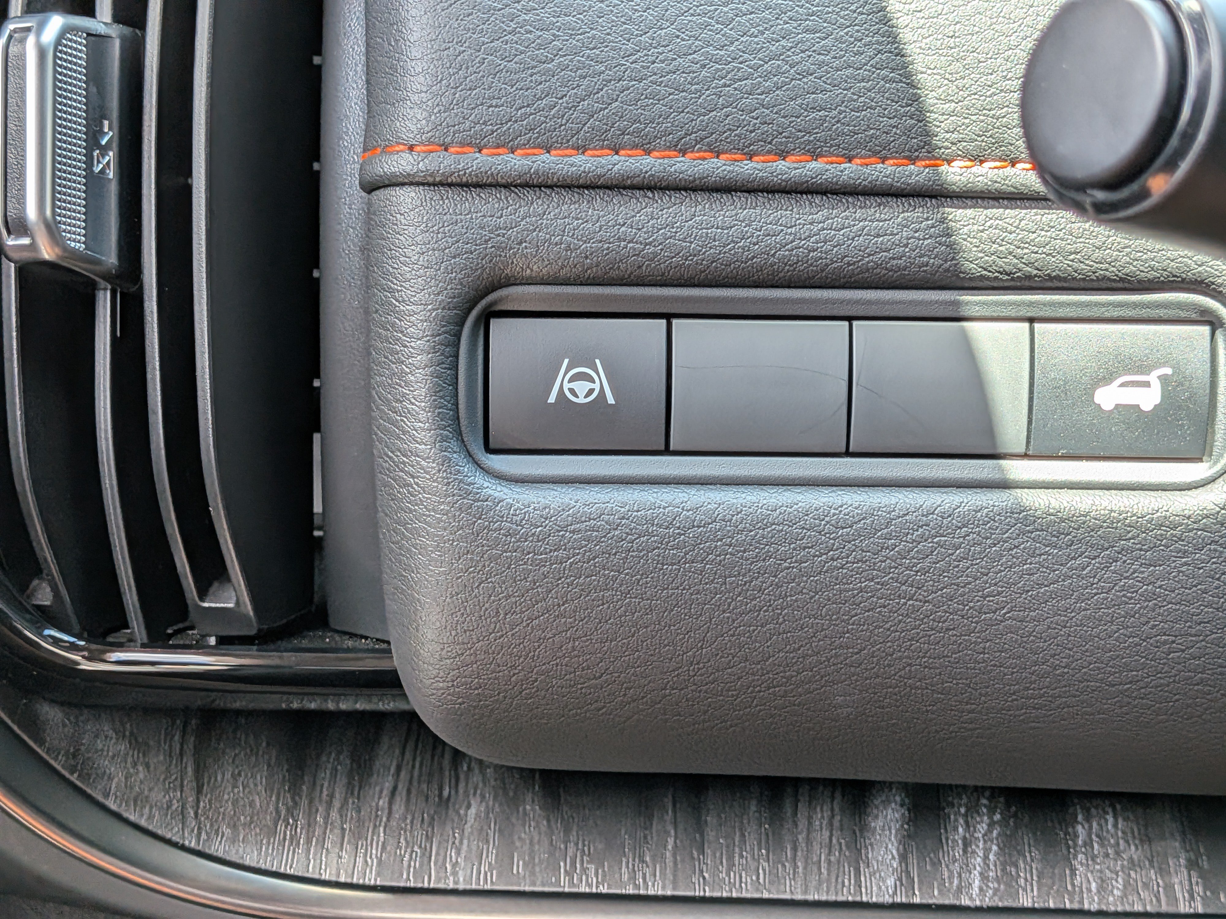 Used 2025 Nissan Armada PRO-4X AWD/4WD image 22