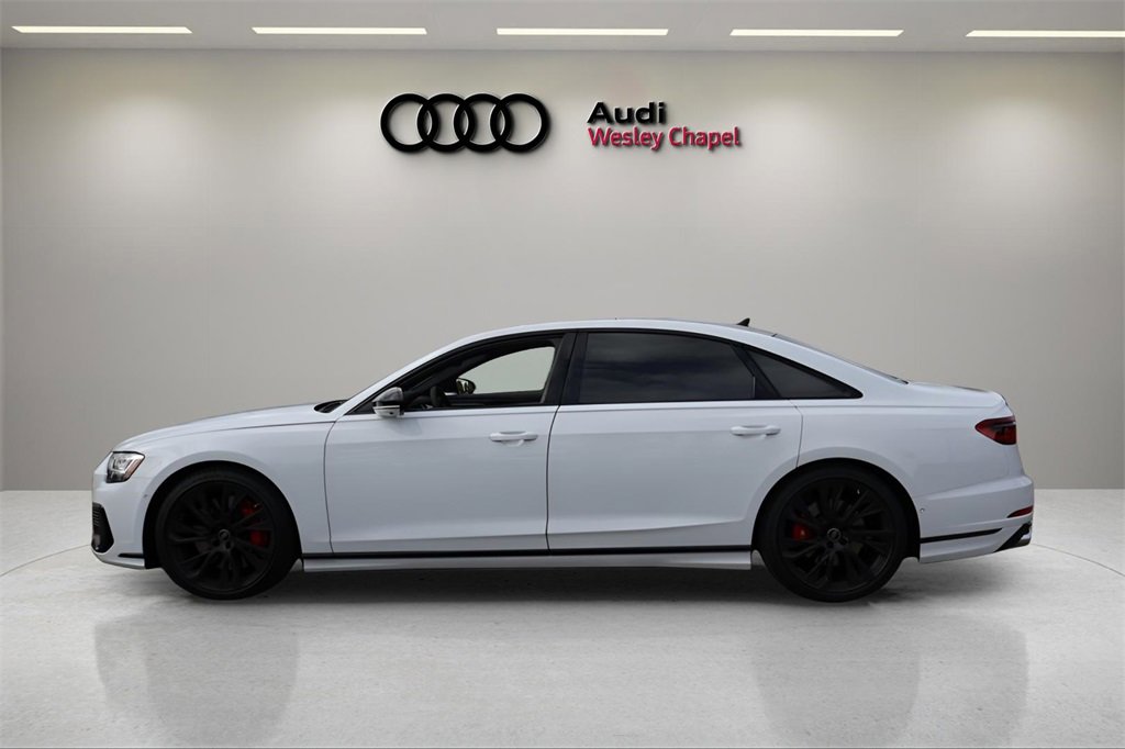 Used 2025 Audi S8 w/ Executive Package image 2