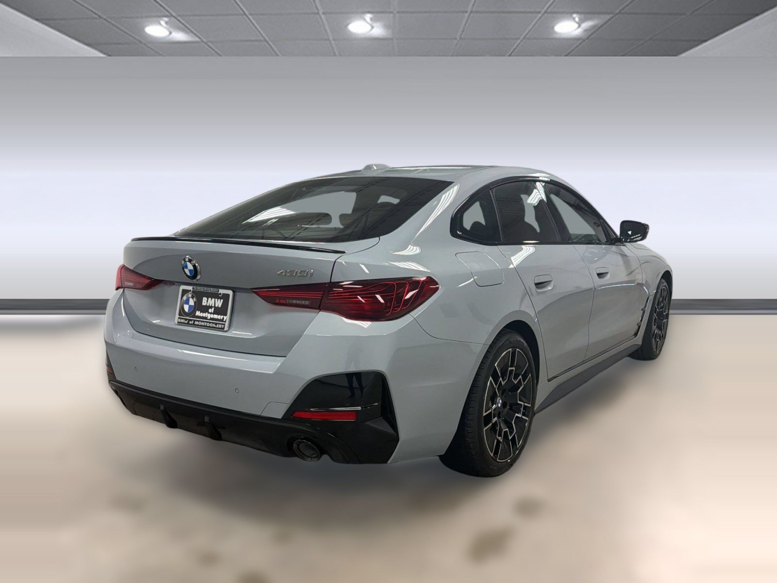 New 2026 BMW 430i w/ M Sport Package RWD image 8