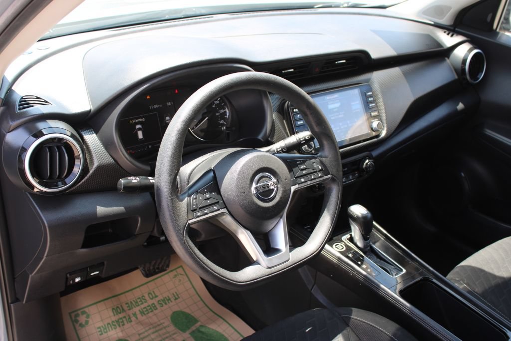 Used 2021 Nissan Kicks SV FWD image 26