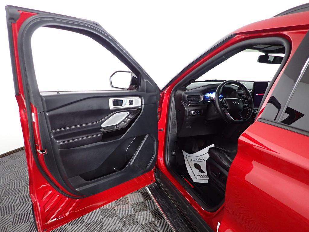 Used 2022 Ford Explorer ST w/ Equipment Group 401A image 22