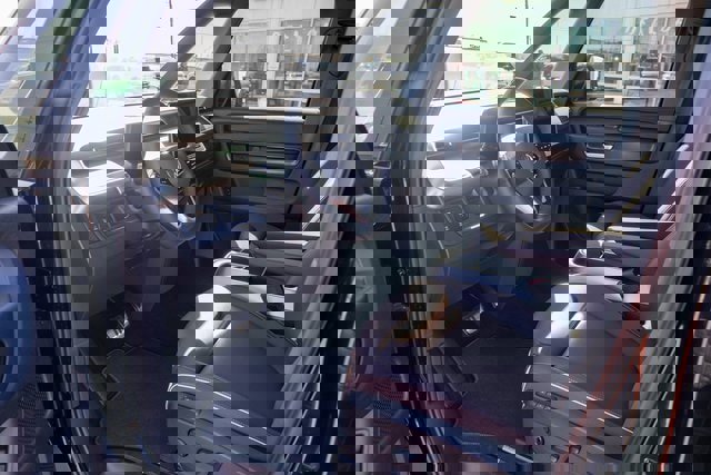 New 2025 Volkswagen ID. Buzz Pro S image 14