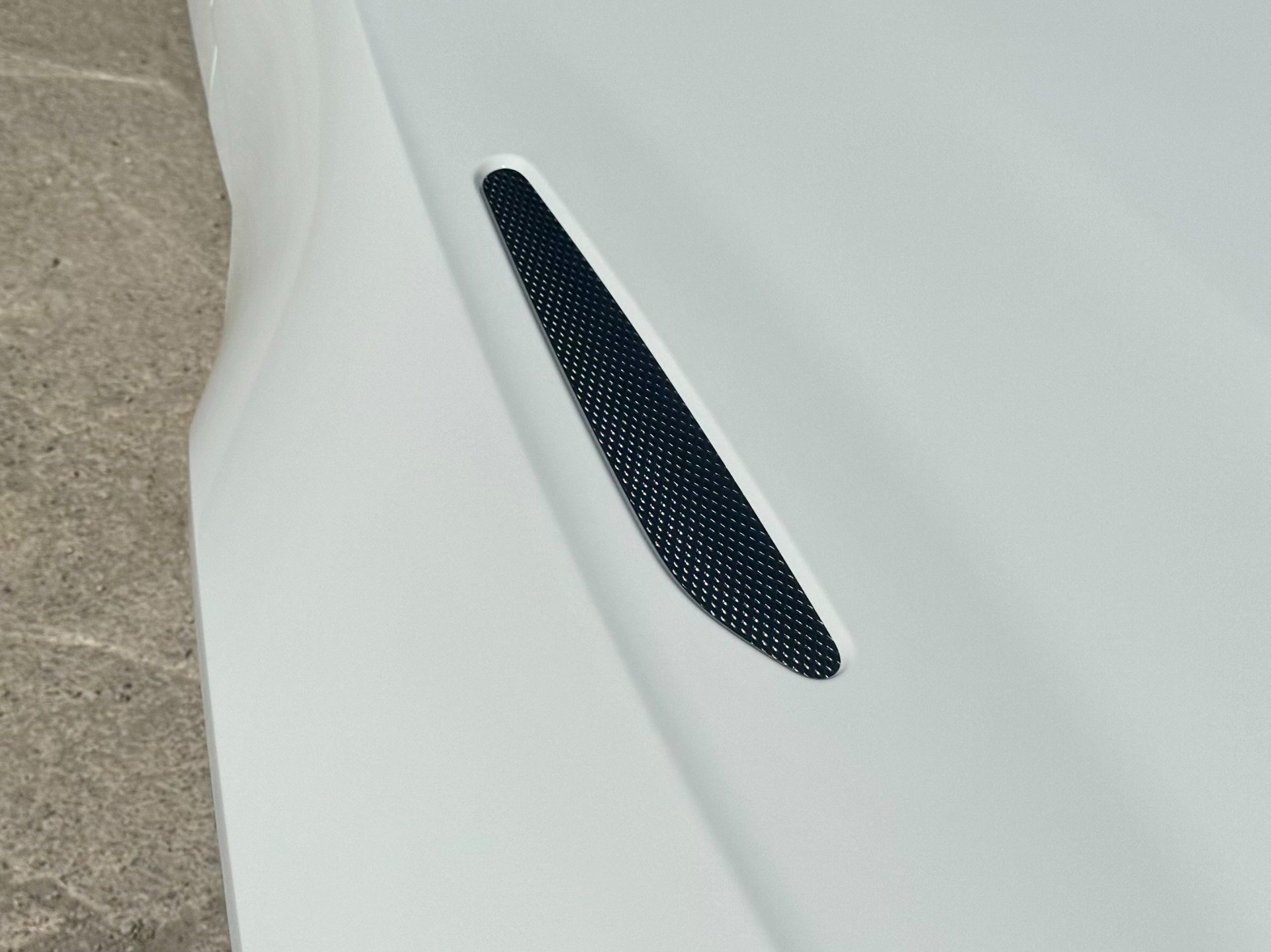 Used 2023 Aston Martin V8 Vantage Roadster RWD image 69