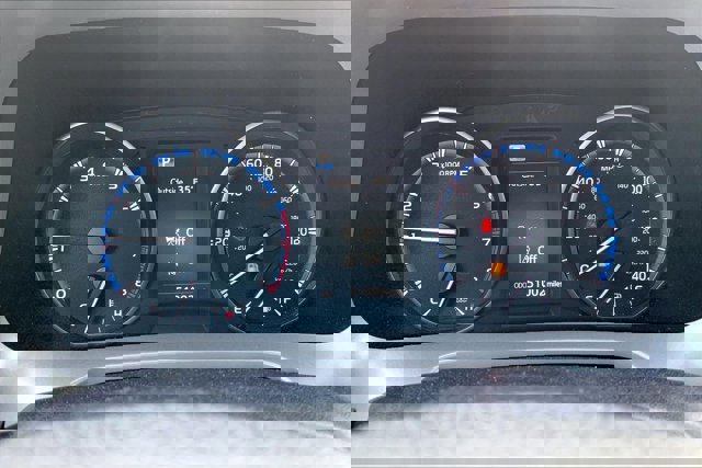 Used 2017 Toyota RAV4 LE image 19