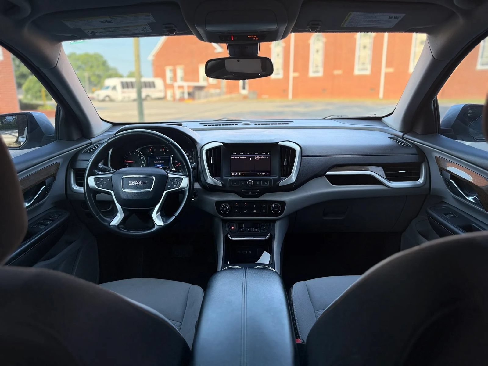 Used 2020 GMC Terrain SLE w/ LPO, Floor Liner Package FWD image 14