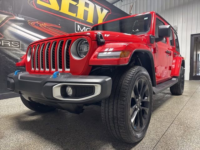 Used 2022 Jeep Wrangler Unlimited Sahara 4xe image 2