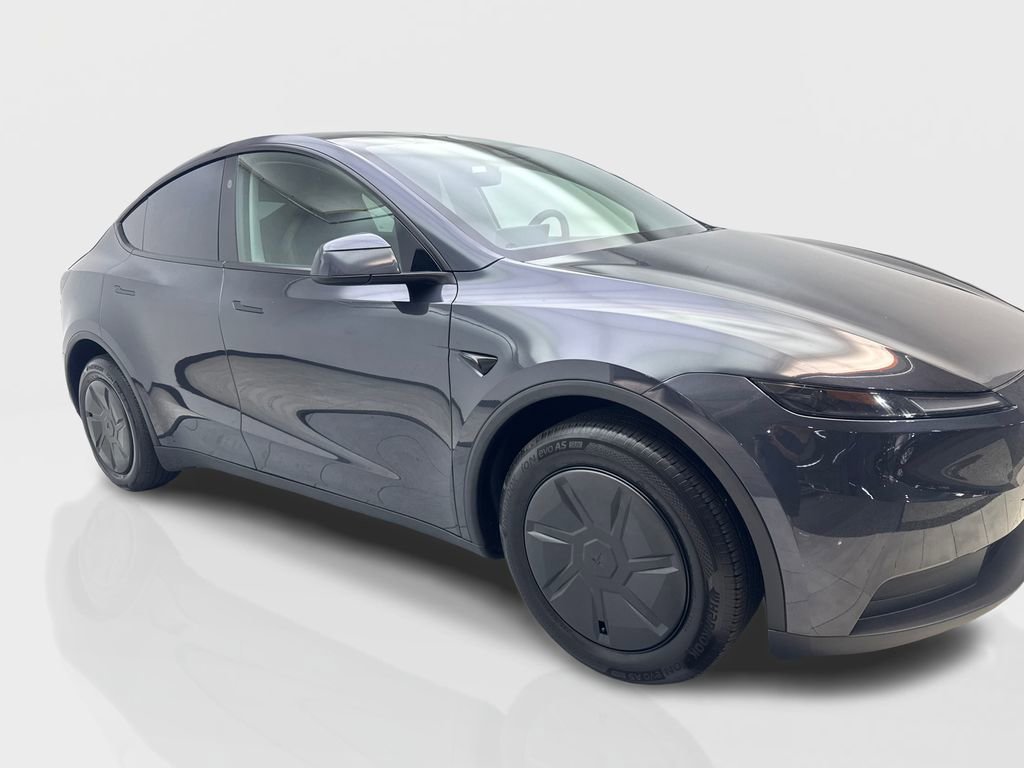 Used 2026 Tesla Model Y 2WD image 12