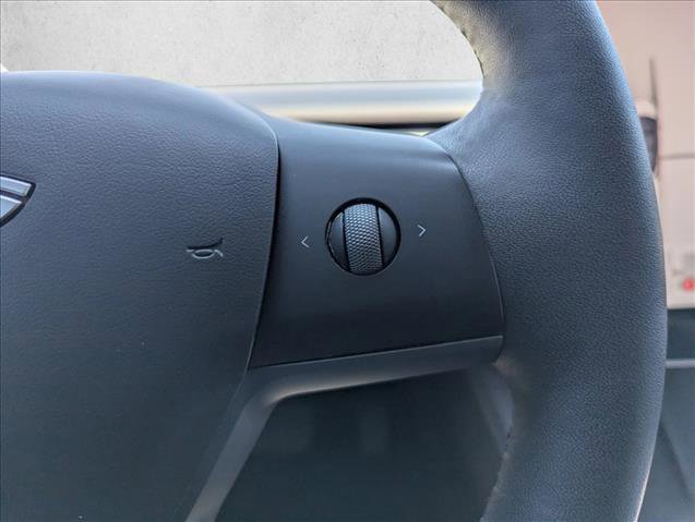 Used 2023 Tesla Model 3 Standard Range RWD image 14