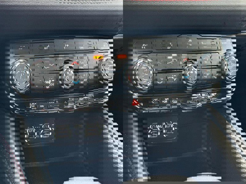 Used 2023 Dodge Durango GT image 20